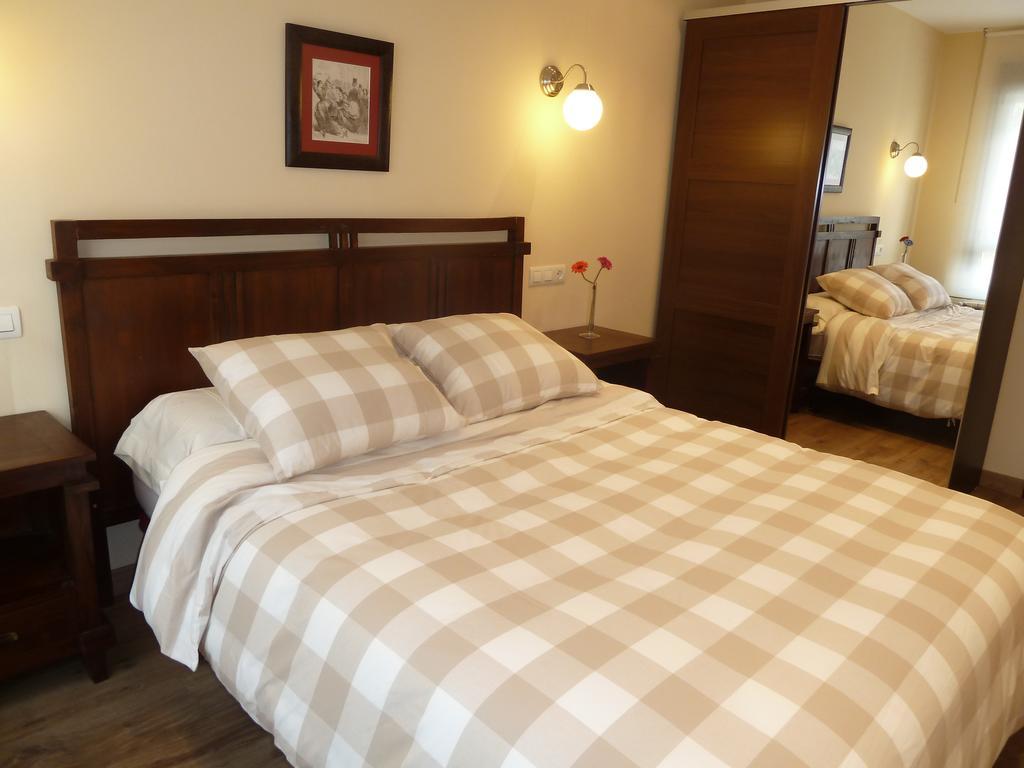Apartamentos Arcos Del Esva Luarca Bagian luar foto
